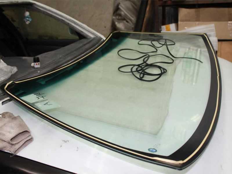 Акустическое стекло в авто ‒ что это такое
