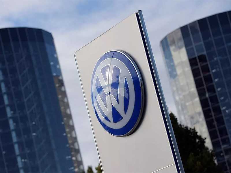 Volkswagen внедряет автопилот с ограничениями